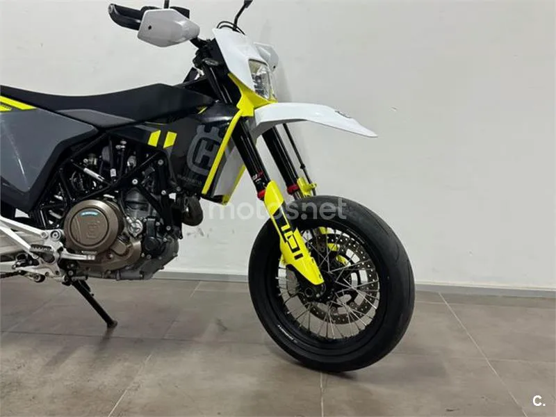 Husqvarna 701 Supermoto – Vista 8