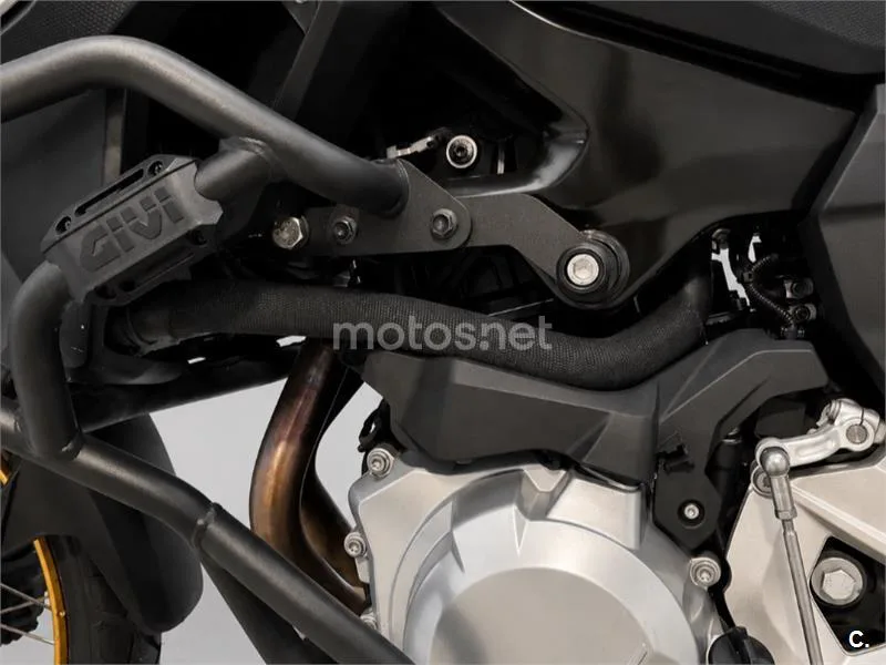 BMW F 850 – Vista 3