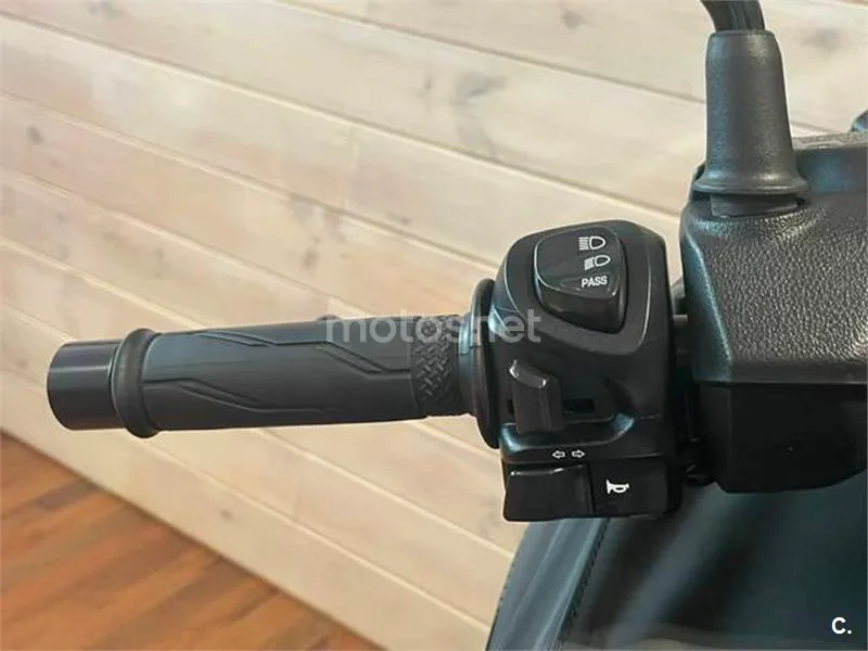 Yamaha Tricity – Vista 12
