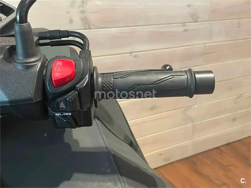 Yamaha Tricity – Vista 14
