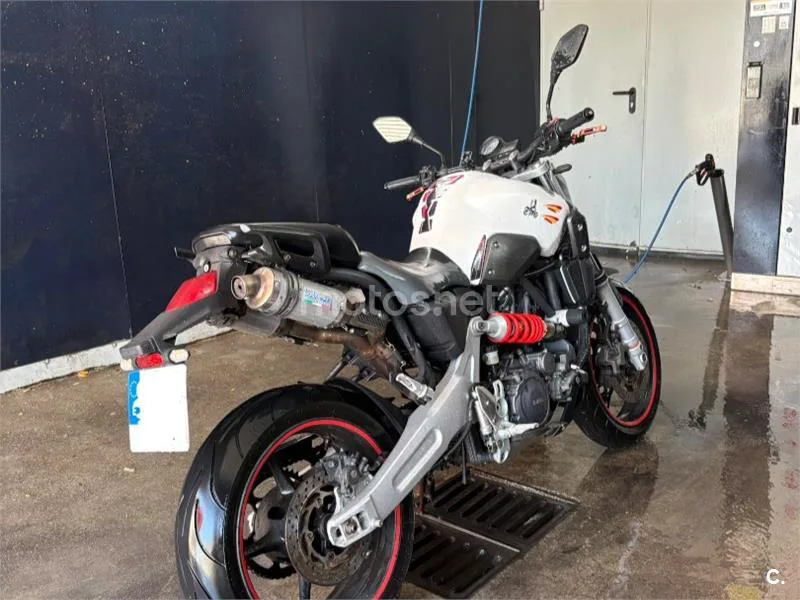 Yamaha MT-03 – Vista 4