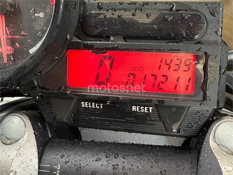 Yamaha MT-03 – Vista 9