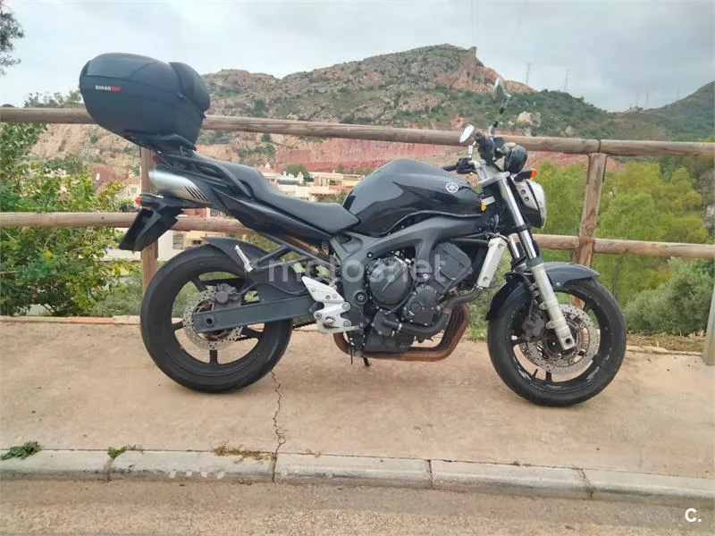 Yamaha FZ6 – Vista 8
