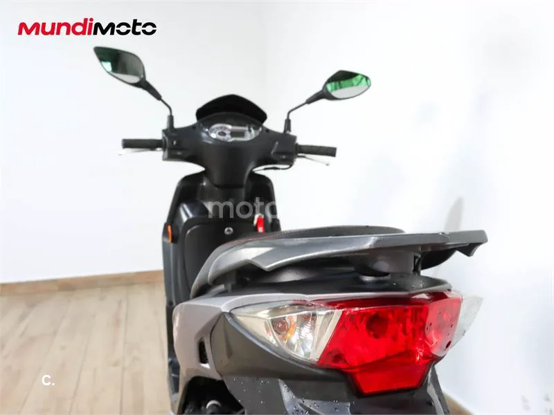 SYM Symphony 50 – Vista 9