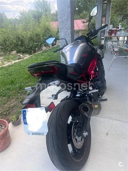 Kawasaki Z900 – Vista 3