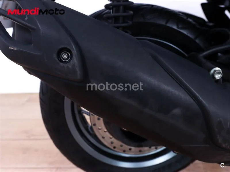 Yamaha XMAX 125 – Vista 16