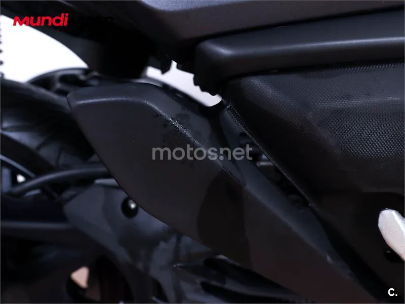Yamaha XMAX 125 – Vista 18