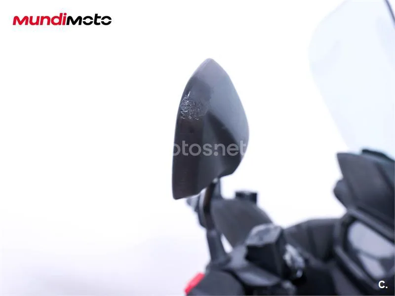 Yamaha XMAX 125 – Vista 20