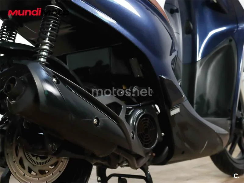 Kymco People S 125 – Vista 4