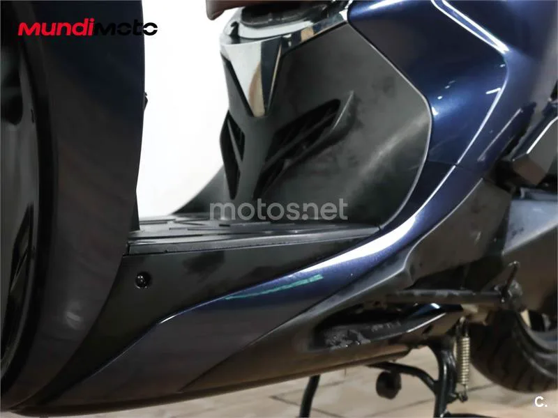 Kymco People S 125 – Vista 10