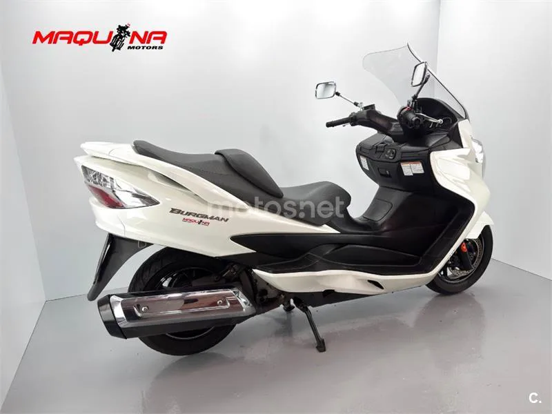 Suzuki Burgman 400 – Vista 4
