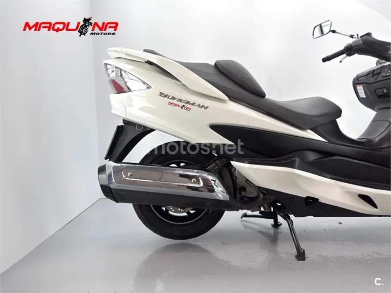 Suzuki Burgman 400 – Vista 9