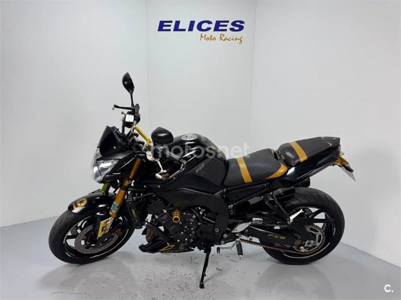 Yamaha FZ8 – Vista 3