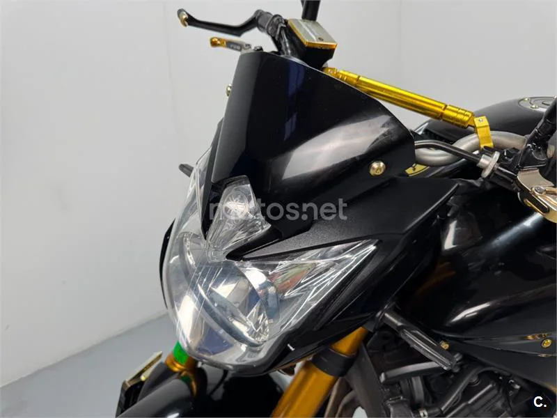 Yamaha FZ8 – Vista 6