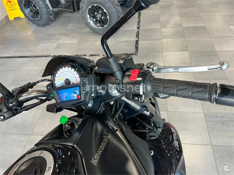 Kawasaki ER-6N – Vista 11