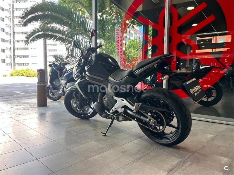 Kawasaki ER-6N – Vista 6