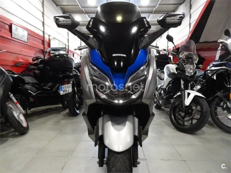 Honda Forza 125 – Vista 4