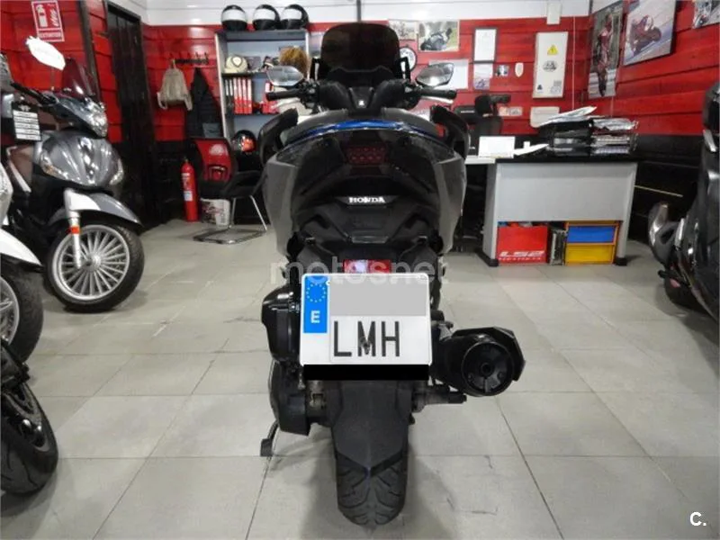 Honda Forza 125 – Vista 7