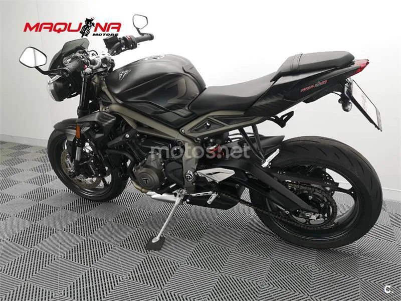 Triumph Street Triple 765 – Vista 19