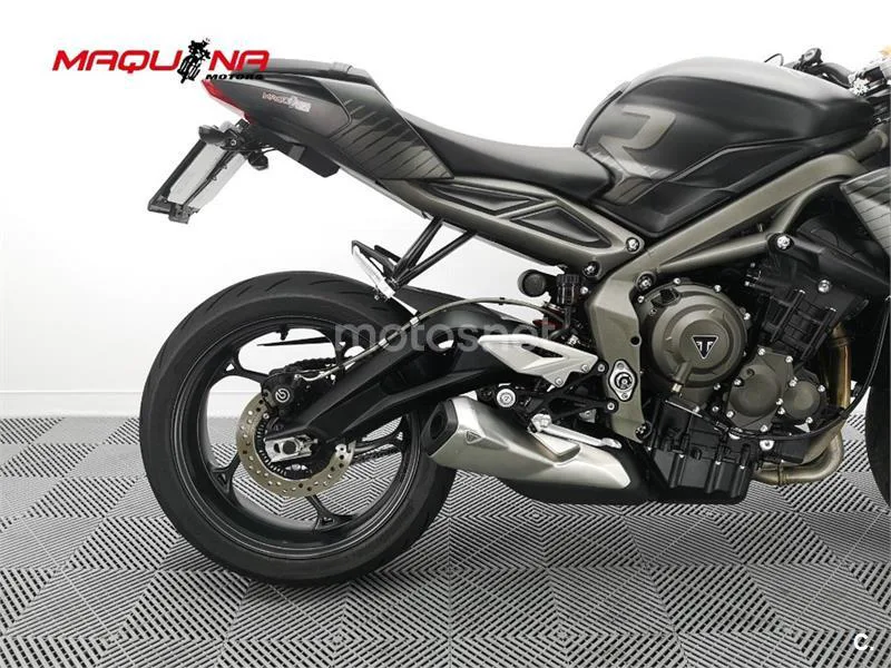 Triumph Street Triple 765 – Vista 7