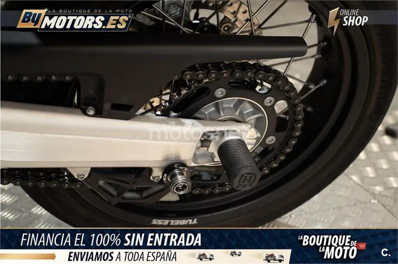 Husqvarna 701 Supermoto – Vista 20