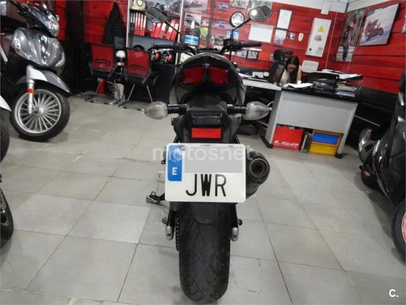 Suzuki SV 650 – Vista 7