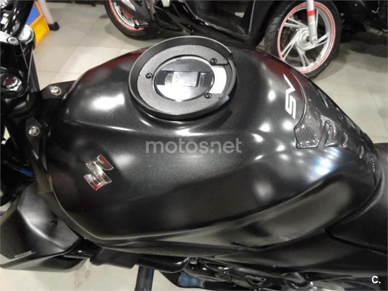 Suzuki SV 650 – Vista 10
