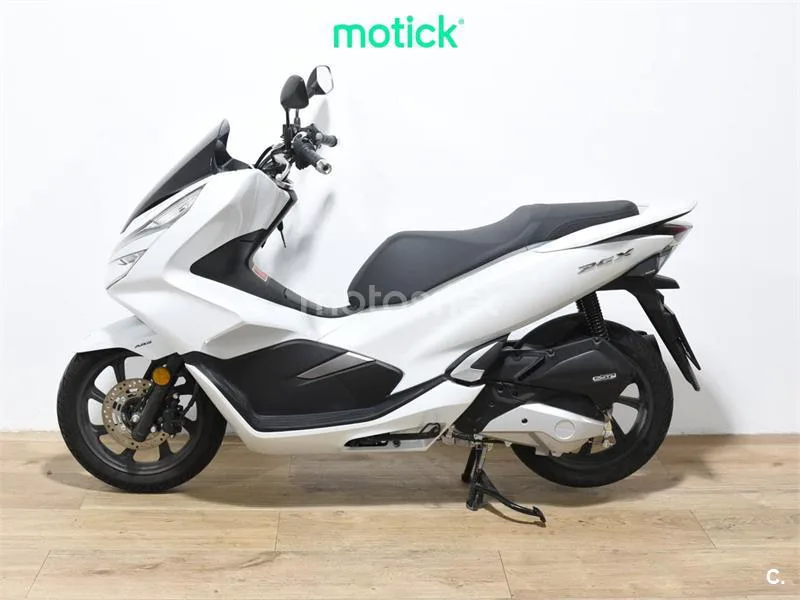 Honda PCX 125 – Vista 7
