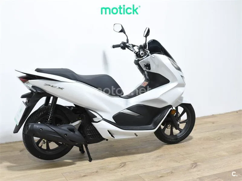 Honda PCX 125 – Vista 10