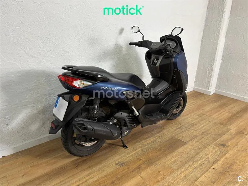 Yamaha NMAX – Vista 9