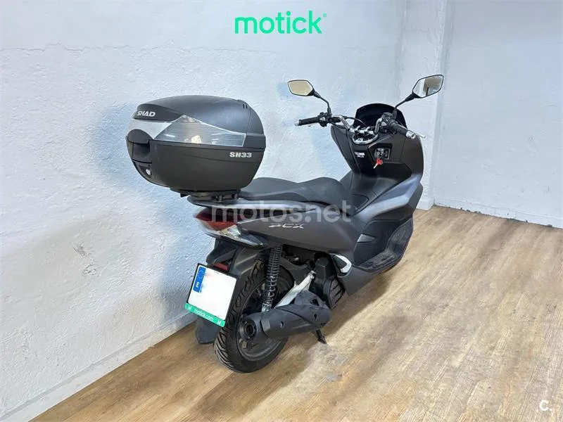 Honda PCX 125 – Vista 10