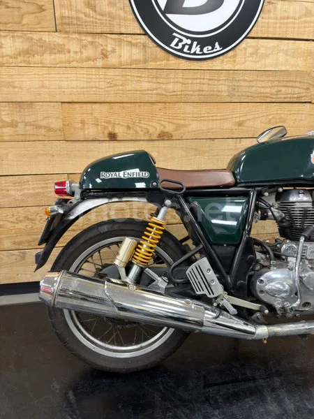 Royal Enfield Continental GT 535 - Vista 19