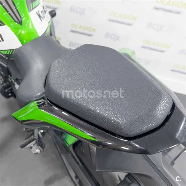 Kawasaki Z900 – Vista 14