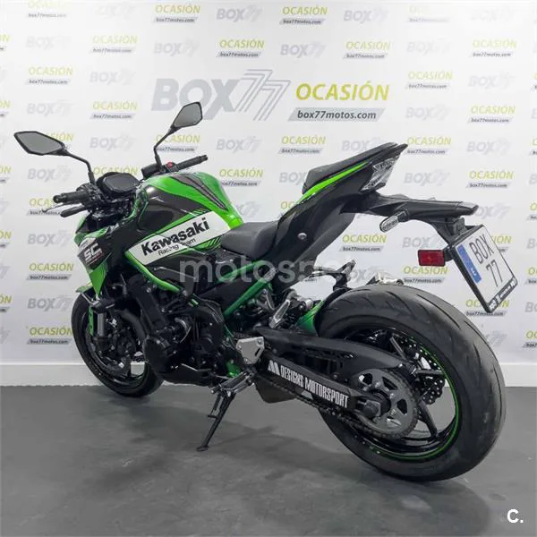 Kawasaki Z900 – Vista 18