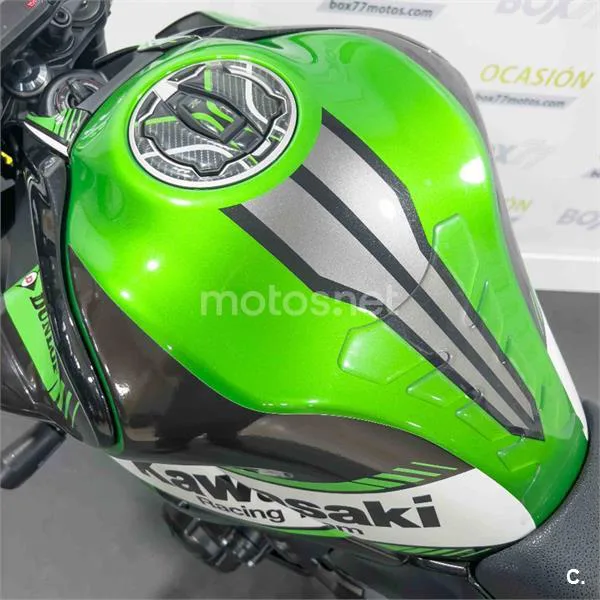 Kawasaki Z900 – Vista 19