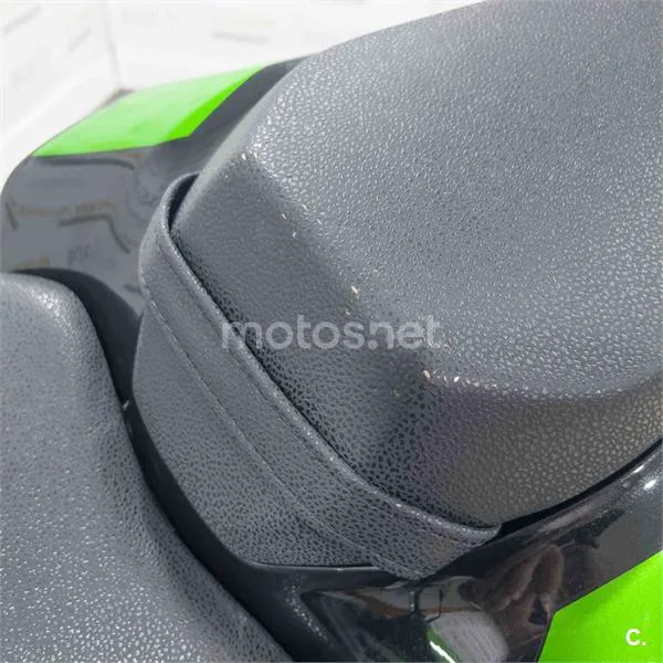 Kawasaki Z900 – Vista 20
