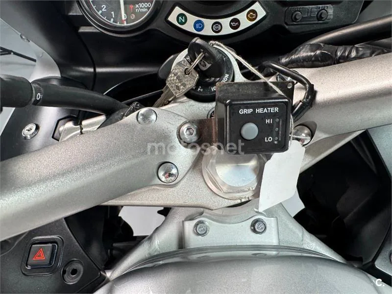 Yamaha FJR 1300 – Vista 13