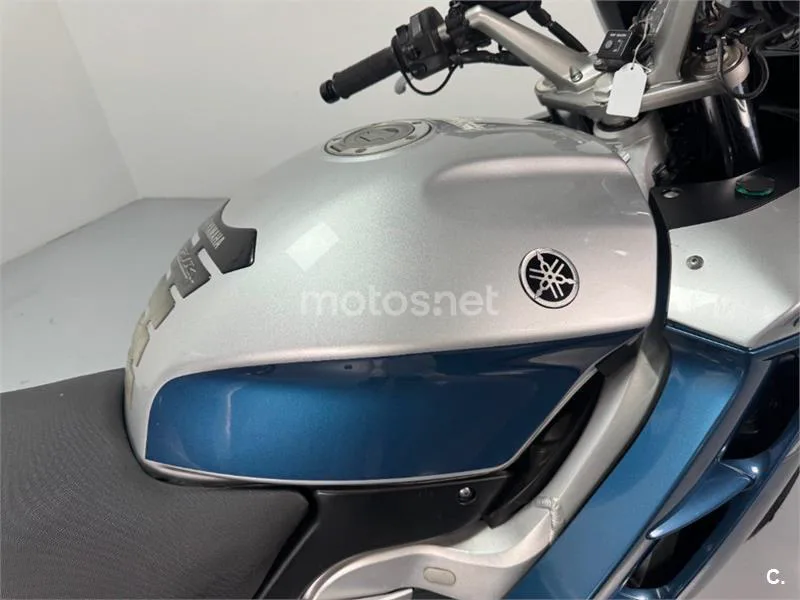 Yamaha FJR 1300 – Vista 20