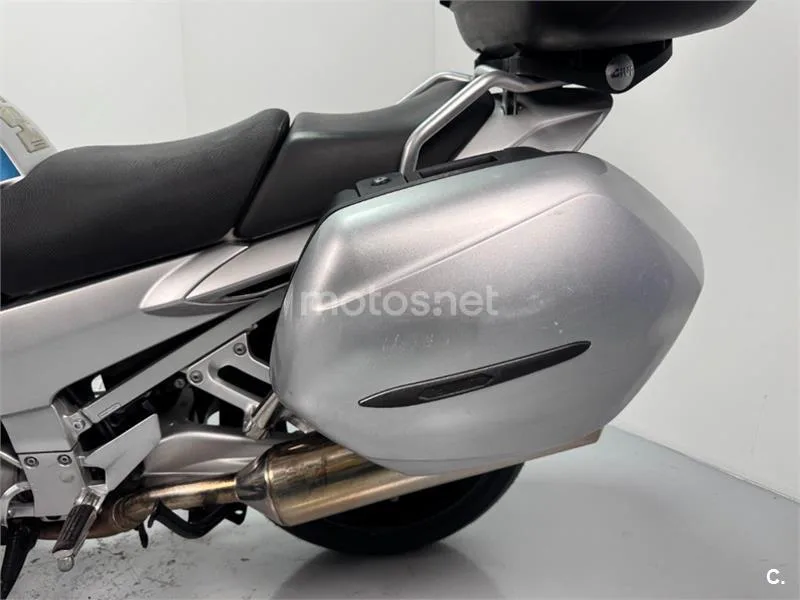 Yamaha FJR 1300 – Vista 9