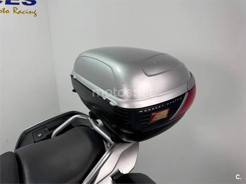 Yamaha FJR 1300 – Vista 10
