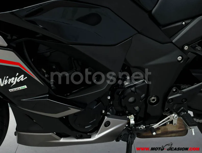 Kawasaki Ninja 1000 SX – Vista 10