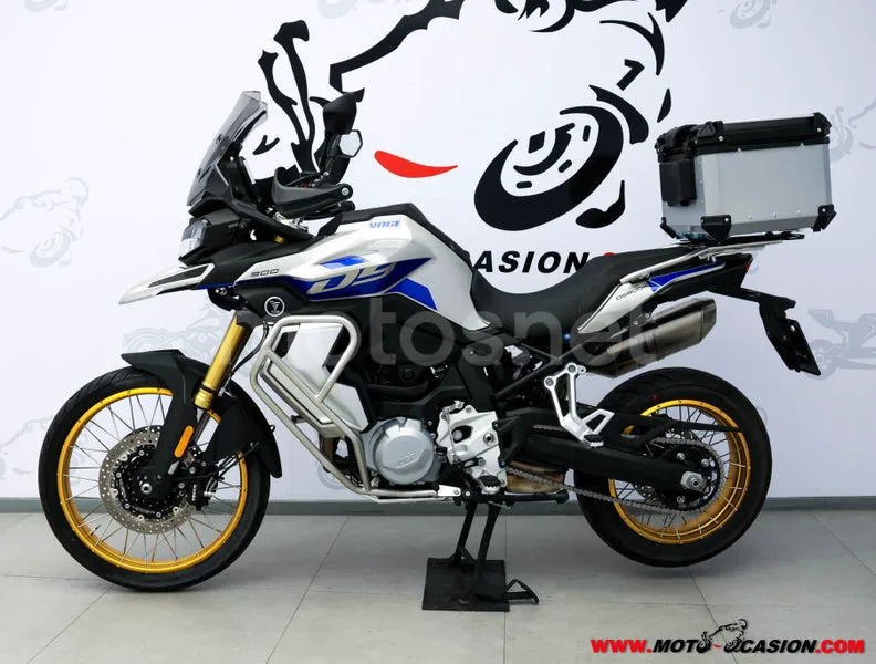 Voge 900 DSX – Vista 6