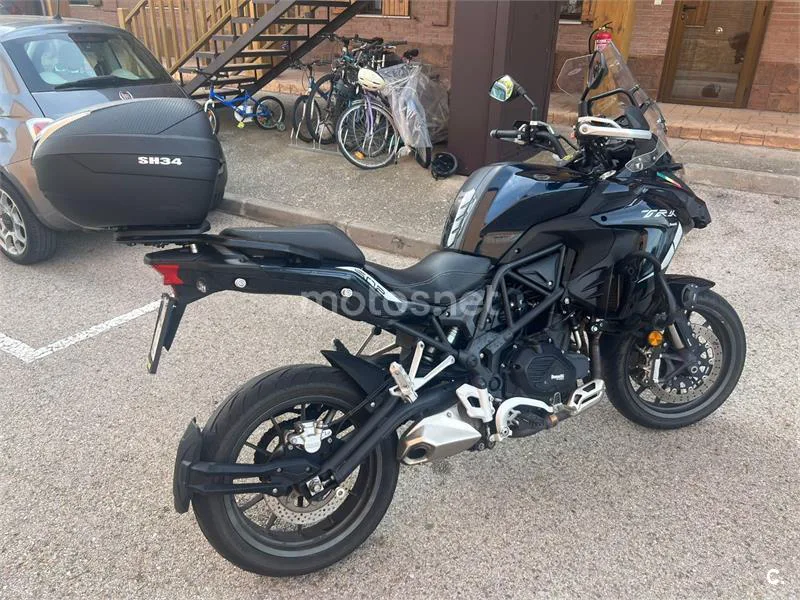 Benelli TRK 502 – Vista 4