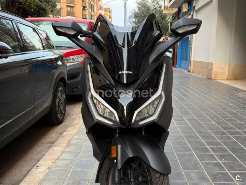 Honda Forza 125 – Vista 3