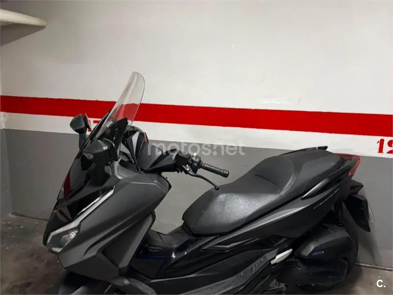 Honda Forza 125 – Vista 4