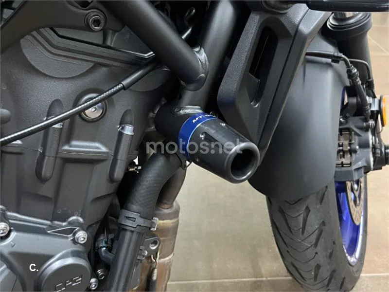 Yamaha MT-07 - Vista 10