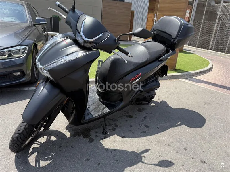 Honda SH 350i – Vista 4
