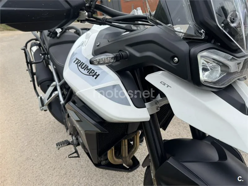 Triumph Tiger 900 – Vista 8