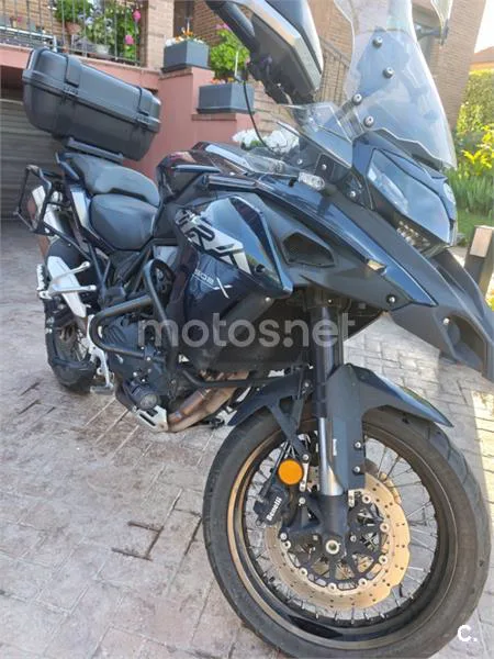 Benelli TRK 502 – Vista 3