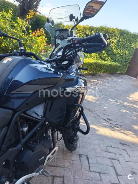 Benelli TRK 502 – Vista 5